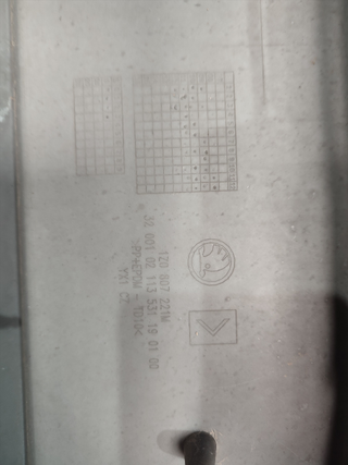 PARAGOLPES DELANTERO SKODA OCTAVIA BERLINA (1Z3)