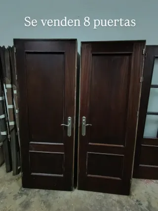8 Puertas de Madera sapelly Oscura