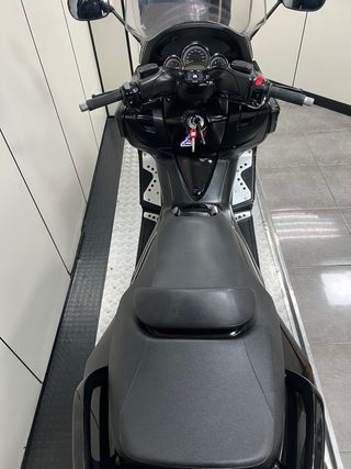 Yamaha TMAX 500 Negra