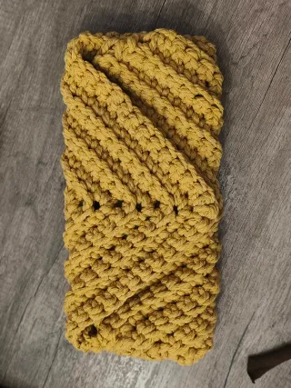 Pochette uncinetto macramè gialla