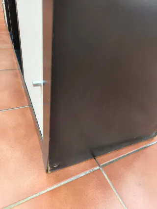 Mueble organizador negro y blanco