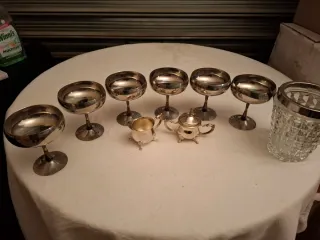 Set Bicchieri Acciaio ,caraffe piccole dimensione