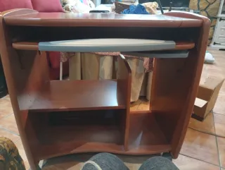 Mesa Ordenador Madera y Gris