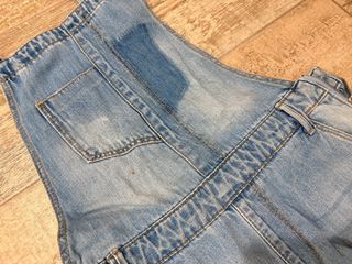 Mono tejano corto desgastado