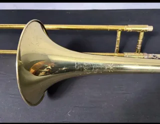 Trombón Conn Director