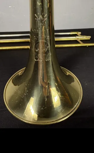 Trombón Conn Director