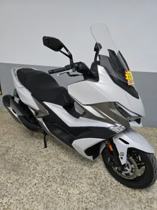 Kymco XCITING VS 400 Plata/Blanco