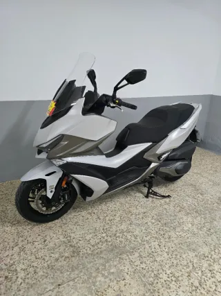 Kymco XCITING VS 400 Plata/Blanco