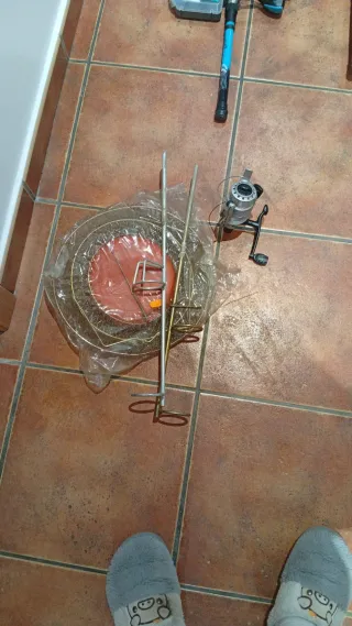 Cañas de pescar y accesorios