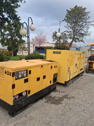 Grupo electrógeno uno de 40 kvi i 100 kvi