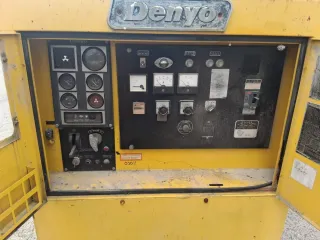 Grupo electrógeno uno de 40 kvi i 100 kvi