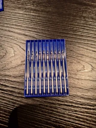 Agujas Industriales SCHMETZ. 100 unidades.