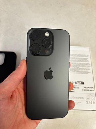 iPhone 16 Pro Negro