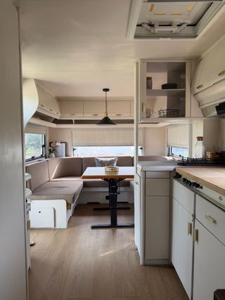 Caravana Hobby Doble Eje