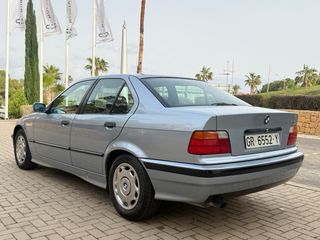 BMW 320i E36 / Unico