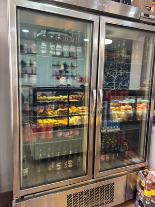 Sillas Cafetería,neveras, portadora de fiambre,con