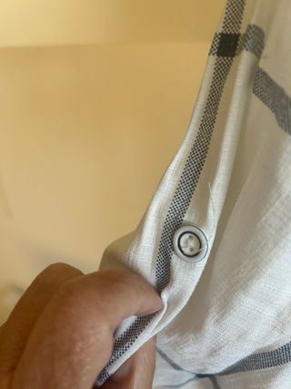 Camisa de cuadros azul y blanco