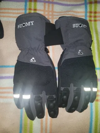 Pueblo el algar. Guantes SUOMY Talla Única