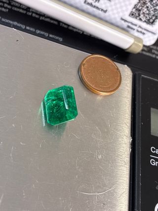 Esmeralda Colombiana 7.35ct Certificada