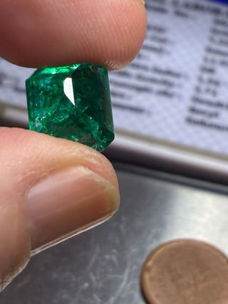 Esmeralda Colombiana 7.35ct Certificada
