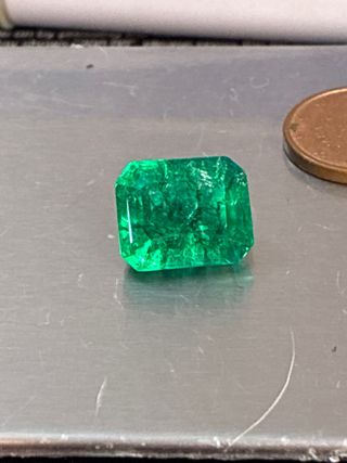 Esmeralda Colombiana 7.35ct Certificada