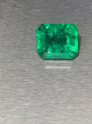 Esmeralda Colombiana 7.35ct Certificada