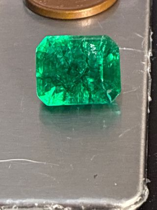 Esmeralda Colombiana 7.35ct Certificada
