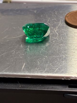 Esmeralda Colombiana 7.35ct Certificada
