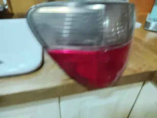 Piloto trasero izquierdo Peugeot 406