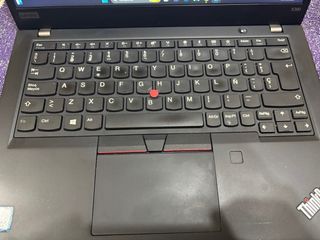 Lenovo ThinkPad X390 / Intel Core i5-8365U / 13" F