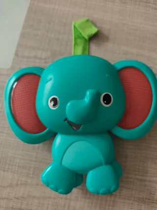 Gimnasio para bebé con arco y juguetes