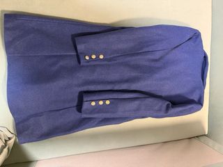 Abrigo azul botones plateados talla M