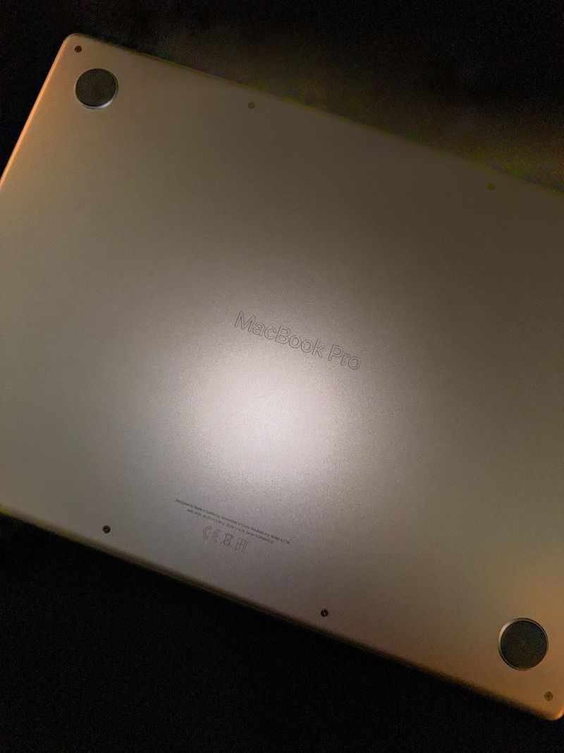 MacBook Pro M2 2023 Gris Espacial afbeelding 5