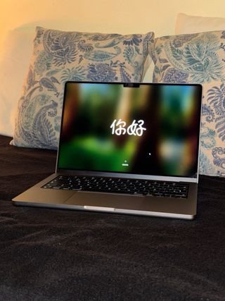 MacBook Pro M2 2023 Gris Espacial