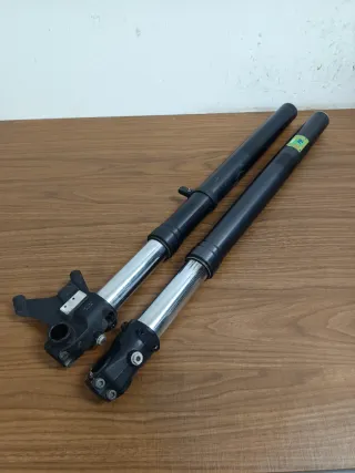 KTM DUKE 690 HORQUILLA