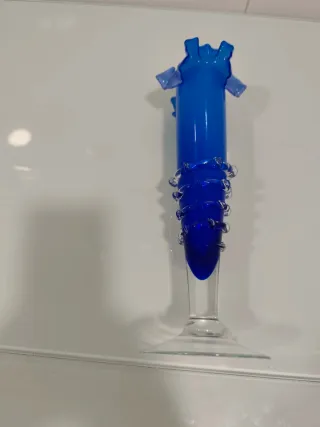 Jarrón de cristal azul cobalto