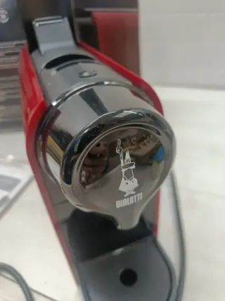 Bialetti Gioia Espresso Café Máquina, 1200W, Rojo