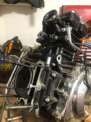 Culatas de Hyosung aquila GV650 completas 19000Km