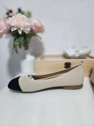 Bailarinas beige y negras