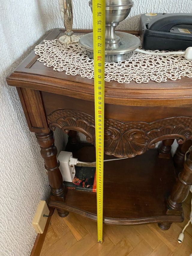 2 mesitas noche cabezal/tauletes de nit i capsal