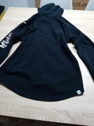Sudadera Puma con cremallera y logo