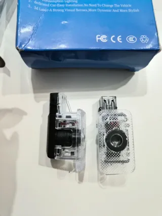 Proyectores LED Puerta Coche Volvo