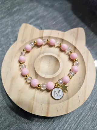 Pulsera con charm de M y estrella
