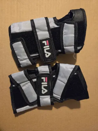 Protecciones Fila Skates Niño Talla XS