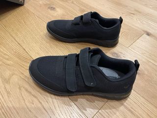 Zapatillas Suecos Talla 42