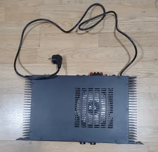 Amplifivado, etapa de potencia Stage Line STA-121