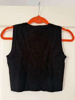 Top negro Zara sin mangas talla M