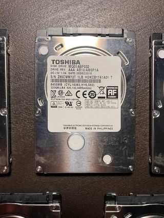 5 Hard disk Toshiba 320 GB per notebook