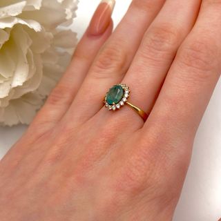 Anillo oro 18kt con esmeralda y circonitas