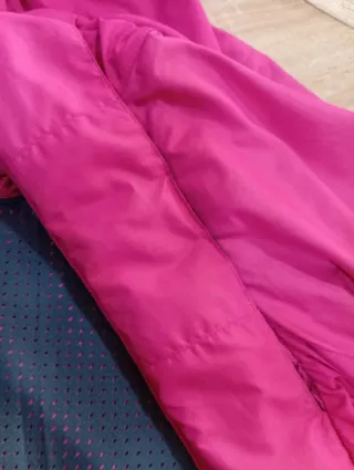 Cortavientos mujer rosa